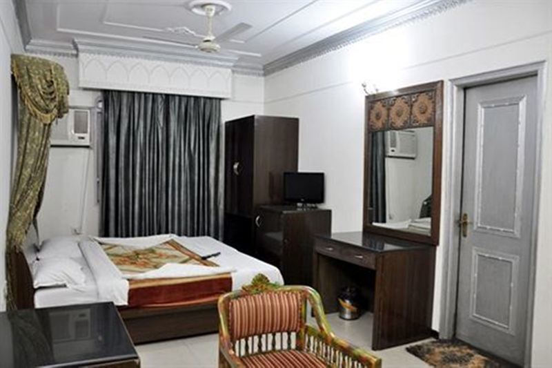 Hotel Maurya Heritage New Delhi Exterior photo
