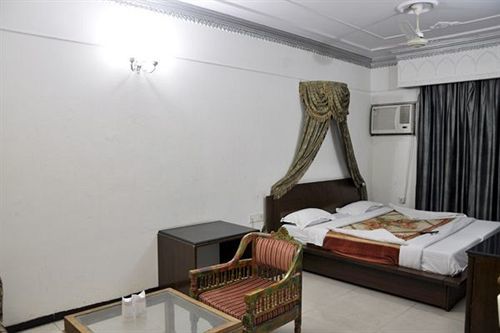 Hotel Maurya Heritage New Delhi Exterior photo